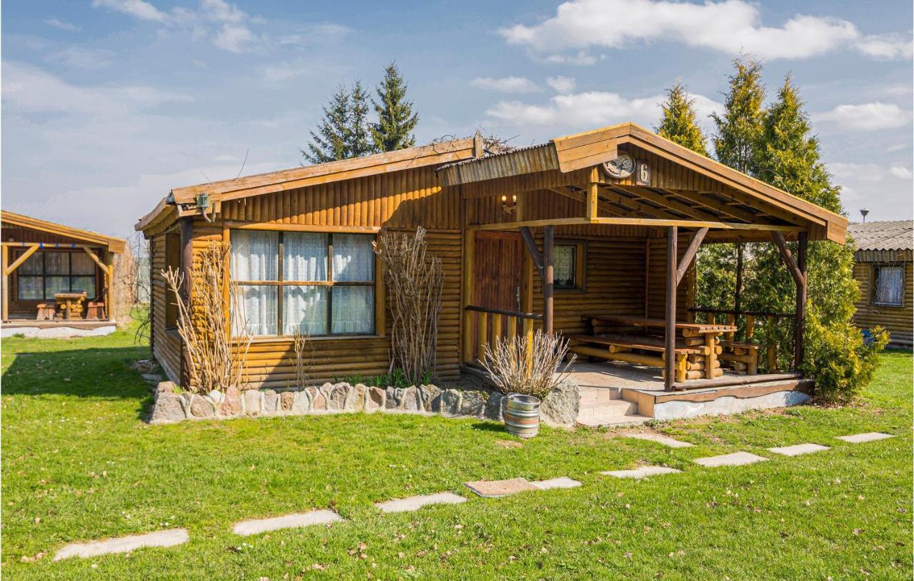 Amazing Home In Wilczeta With Kitchenette Εξωτερικό φωτογραφία